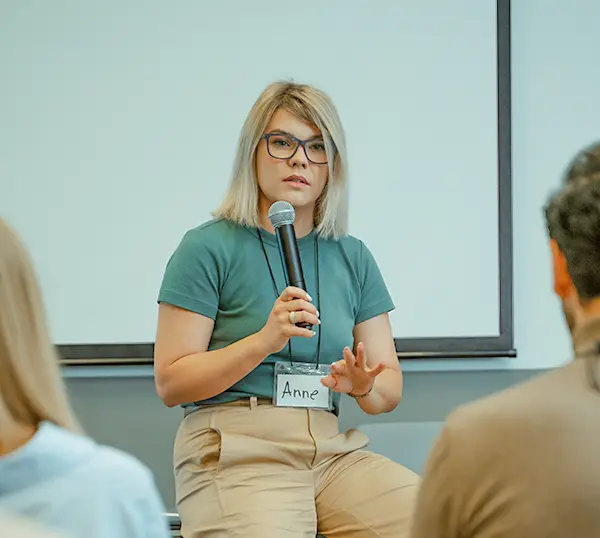 Taller de Oratoria y Comunicación